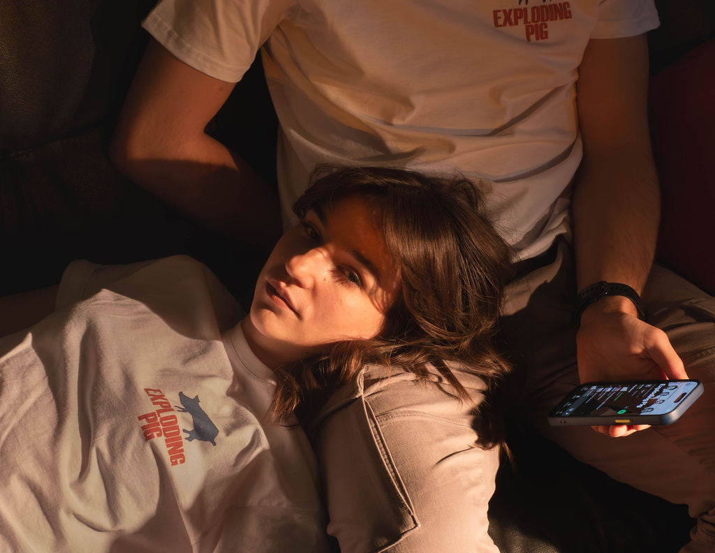 Oh F*ck Sticky Glove Tour - T-Shirt (White)